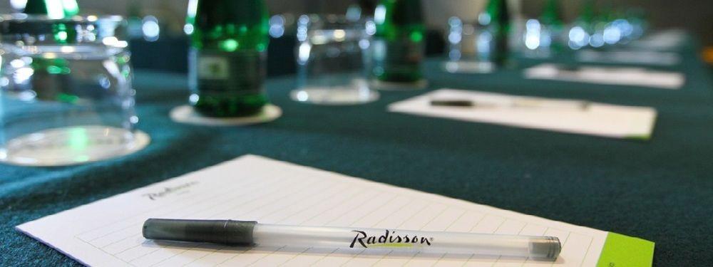 Radisson Blu Acqua Hotel & Spa كونكون المظهر الخارجي الصورة A Radisson pen