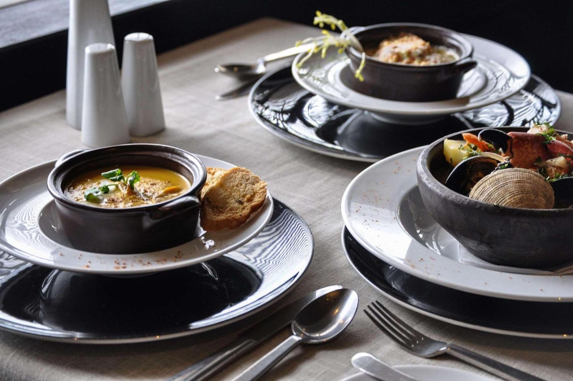 Radisson Blu Acqua Hotel & Spa كونكون المظهر الخارجي الصورة A selection of Villeroy & Boch tableware