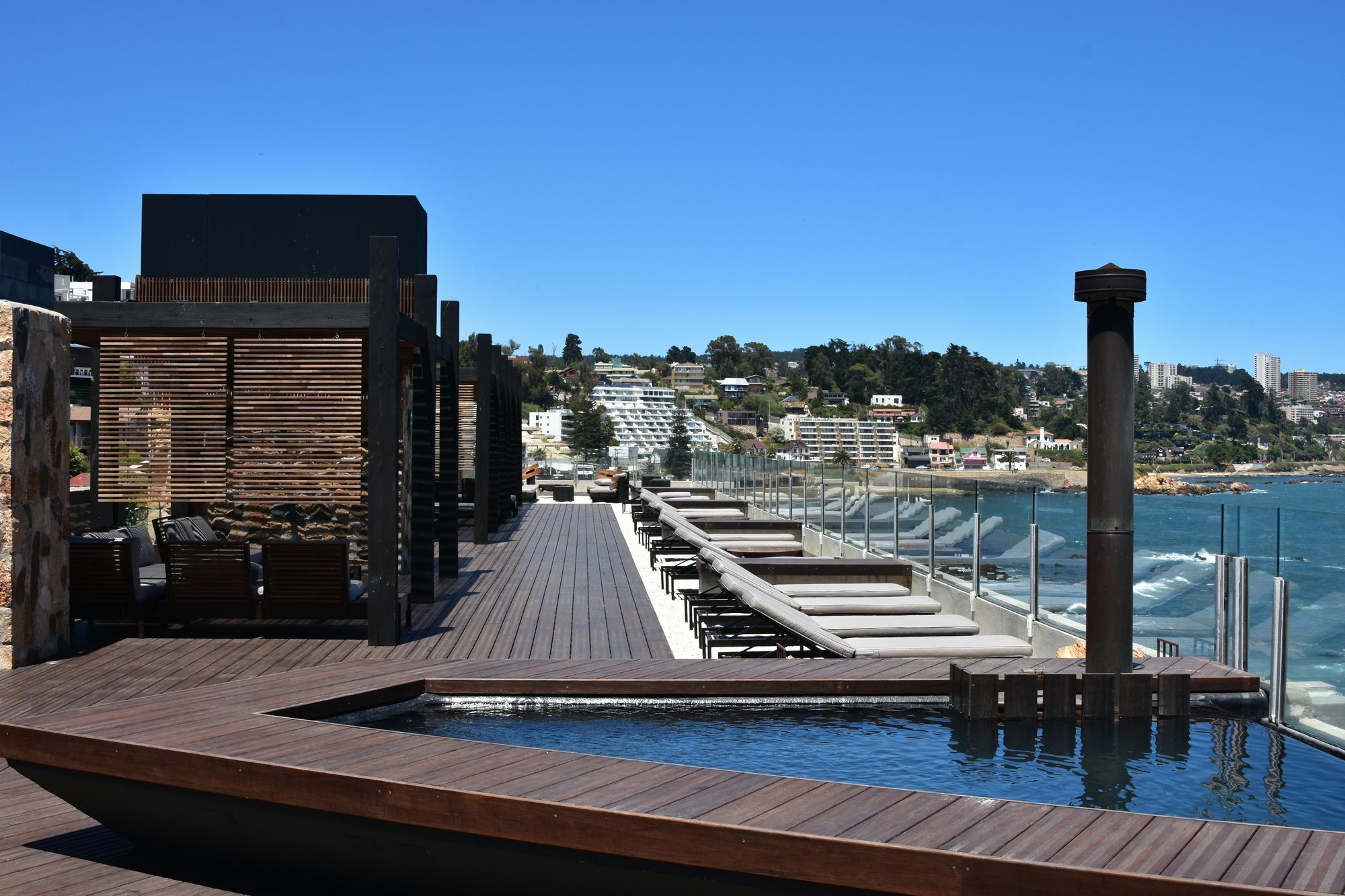 Radisson Blu Acqua Hotel & Spa كونكون المظهر الخارجي الصورة Rooftop pool at the Hotel Kabuki